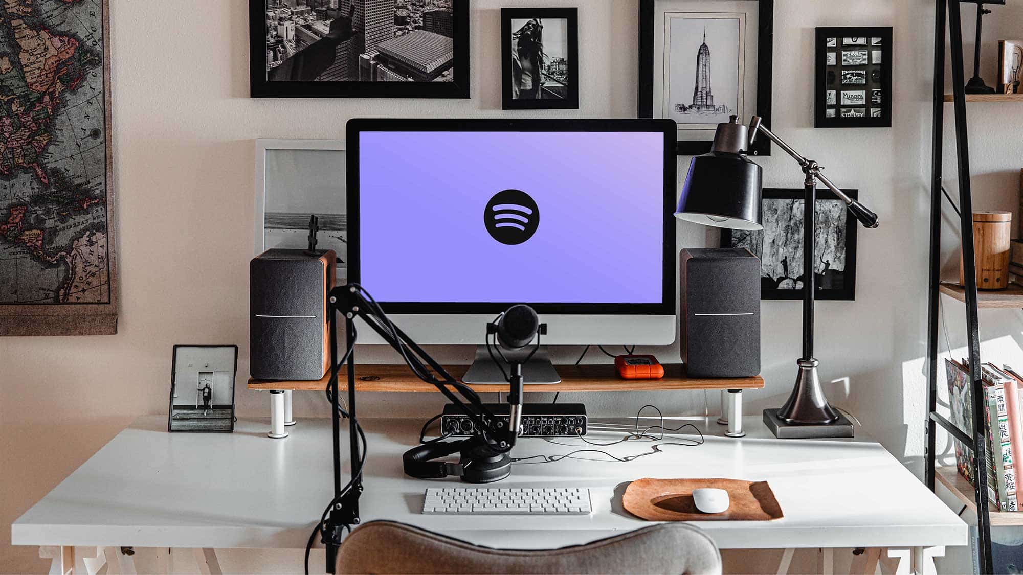 Podcast studio: how to set up the best place to record your podcast