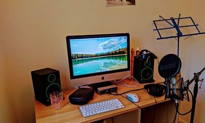 Can a contemporary home studio replace traditional recording studios?
