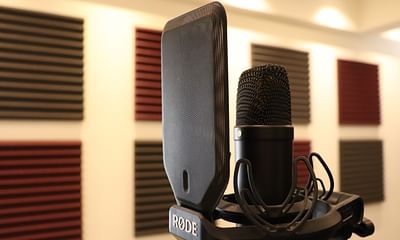 What is the most affordable way to set up a DIY home recording studio?